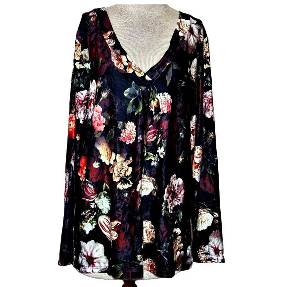 Black Floral Long Sleeve Top Size 1XL - Picture 1 of 4